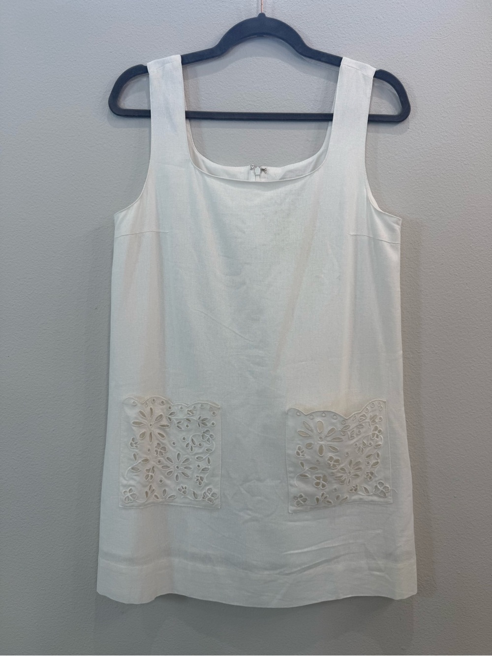 Miou Muse White Sleeveless Eyelet Pocket Mini Dress